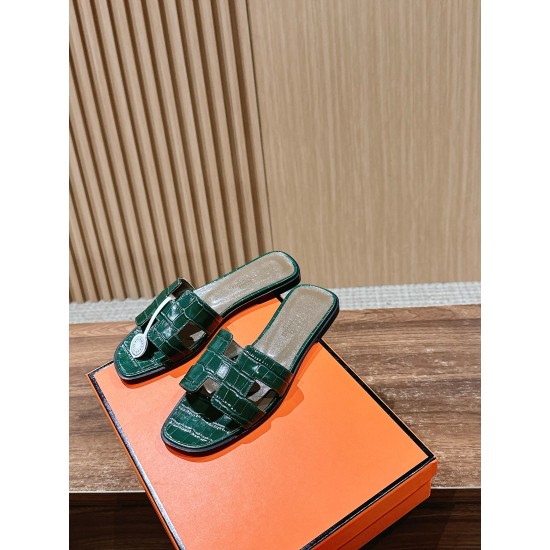 Hermes Slippers