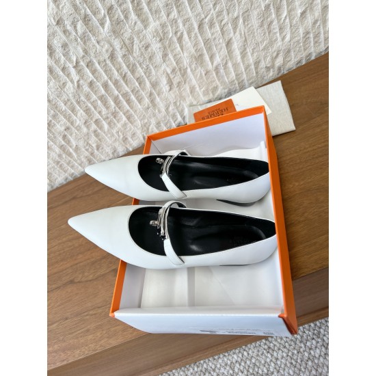 Hermes Sandals