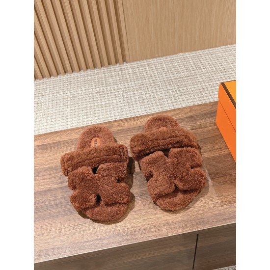 Hermes Slippers