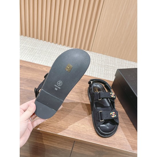 CHANEL Sandals