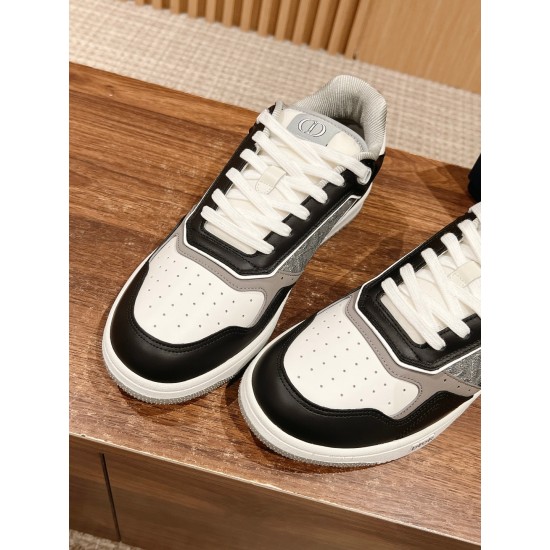 Dior Sneakers