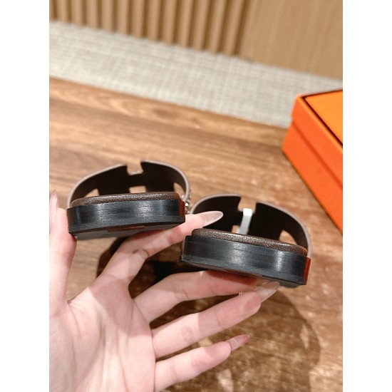 Hermes Slippers