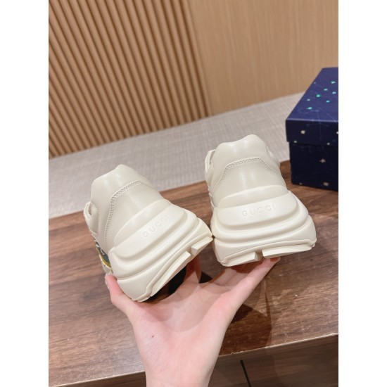 Gucci Sneakers