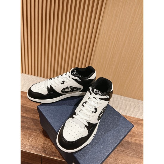 Dior Sneakers