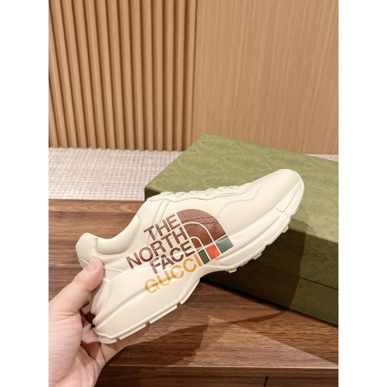 Gucci Sneakers