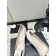 CHANEL Pumps and Slingbacks