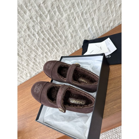 CHANEL Loafers