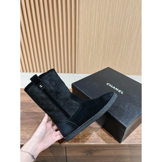 CHANEL Boots