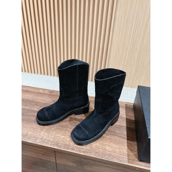 CHANEL Boots