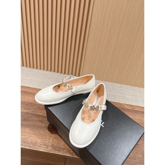 CHANEL Ballerinas