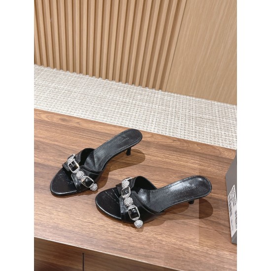  Balenciaga Slippers