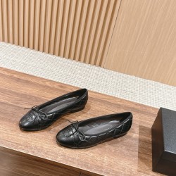 CHANEL Ballerinas