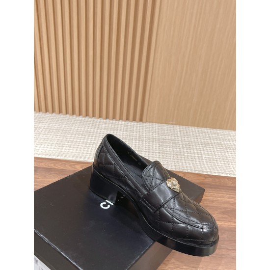 CHANEL Loafers