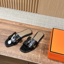 Hermes Slippers