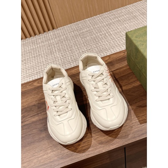 Gucci Sneakers