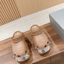  Balenciaga Slippers