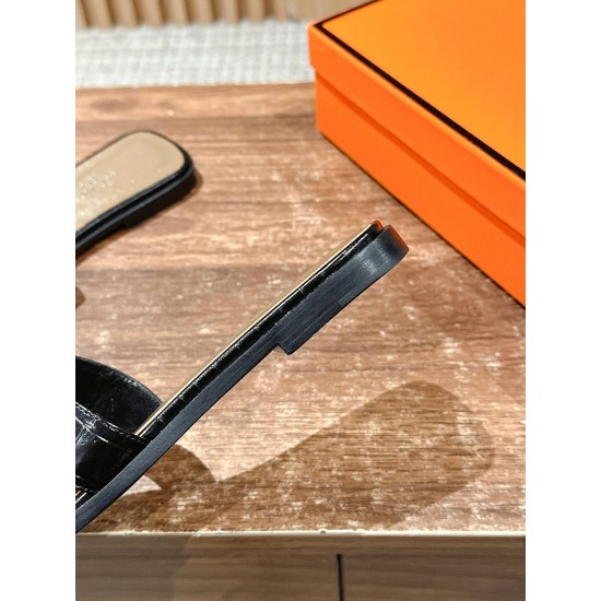 Hermes Slippers