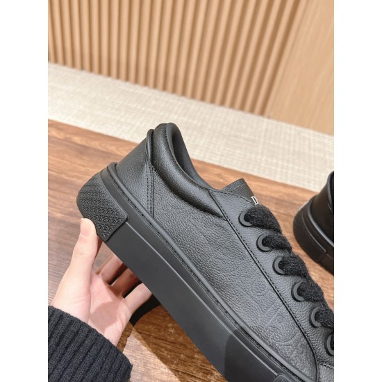 Dior Sneakers