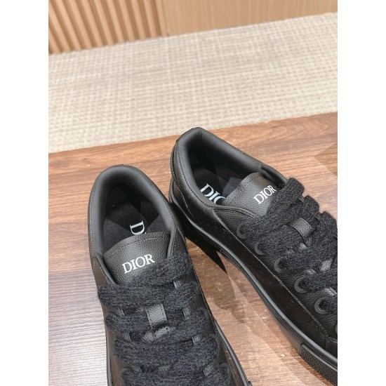 Dior Sneakers