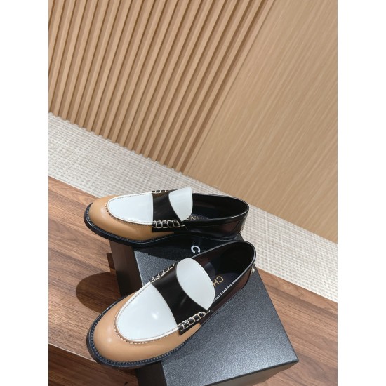 CHANEL Loafers