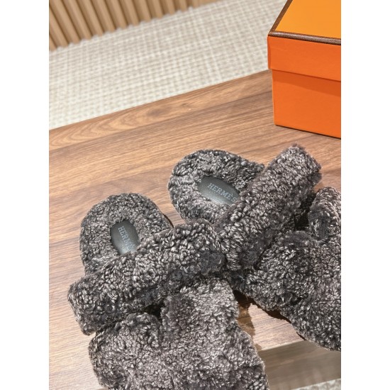 Hermes Slippers
