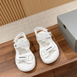  Balenciaga Slippers