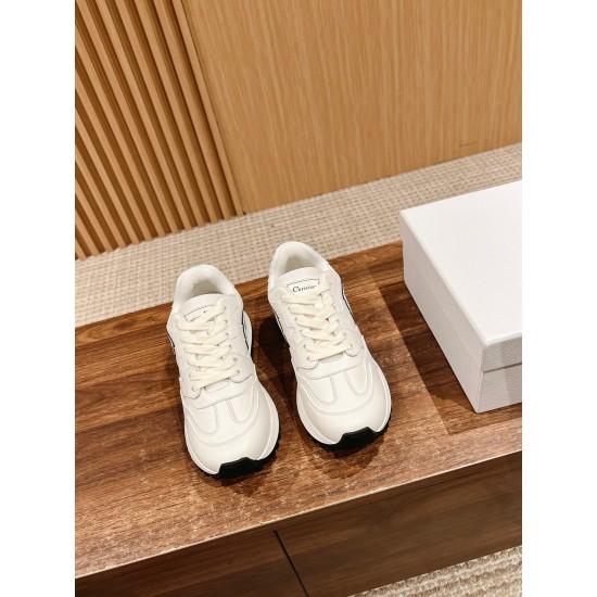 Dior Sneakers