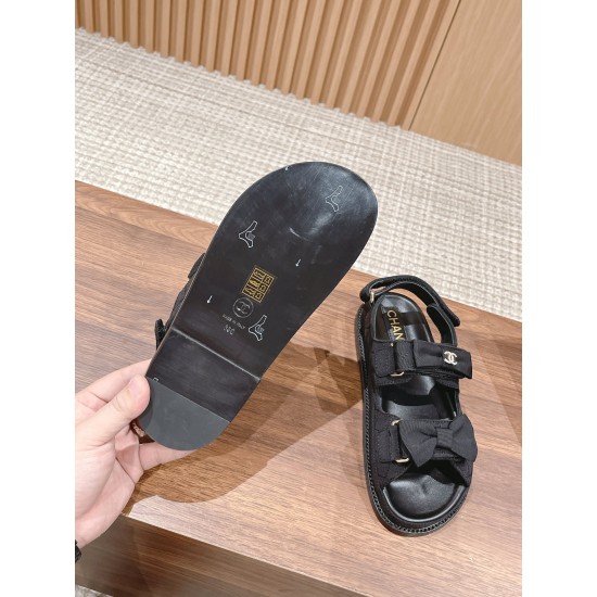 CHANEL Sandals