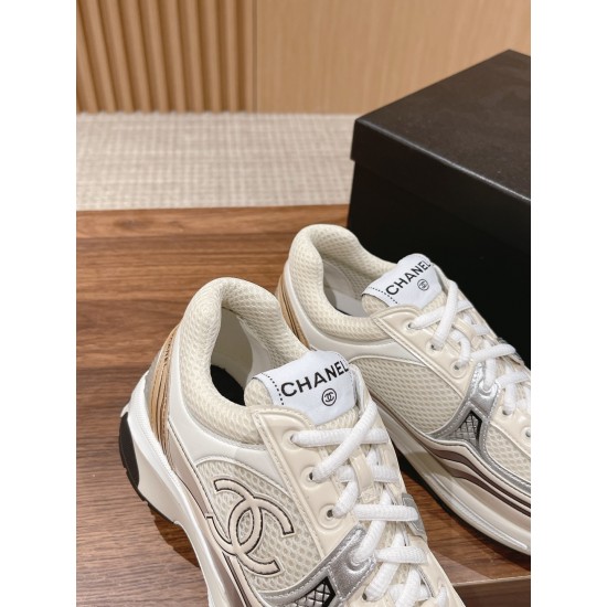 CHANEL Sneakers