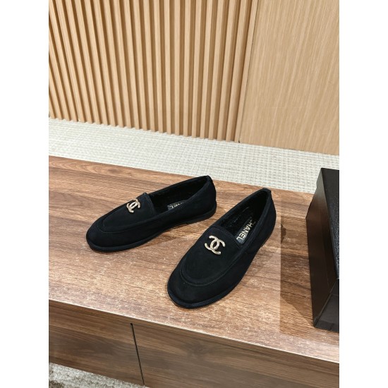 CHANEL Loafers