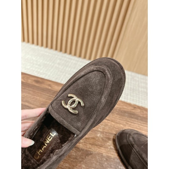 CHANEL Loafers