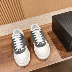 CHANEL Sneakers