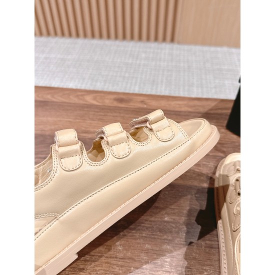 CHANEL Sandals