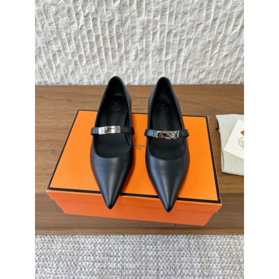 Hermes Sandals
