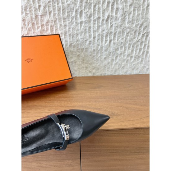 Hermes Sandals