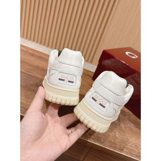 Gucci Sneakers