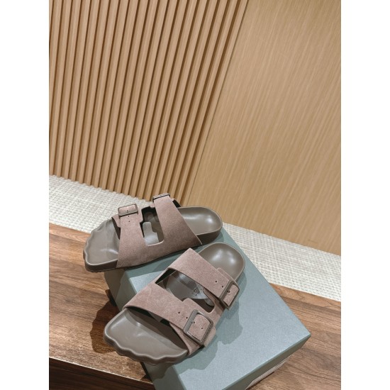  Balenciaga Slippers