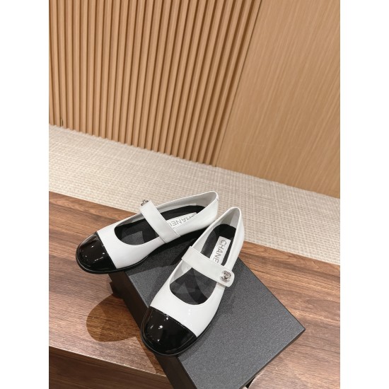 CHANEL Ballerinas