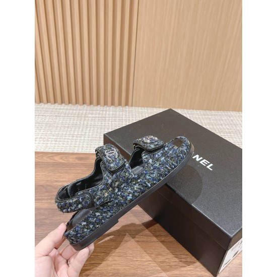 CHANEL Sandals