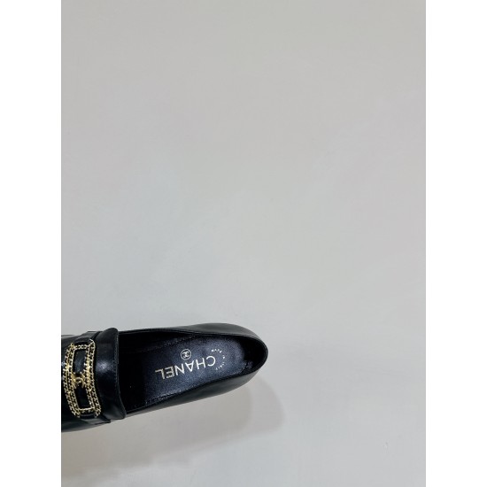 CHANEL Loafers