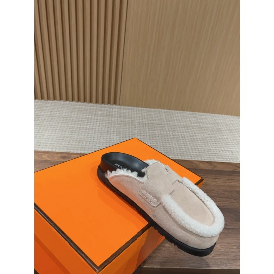 Hermes Iota mule