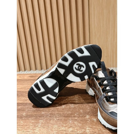 CHANEL Sneakers