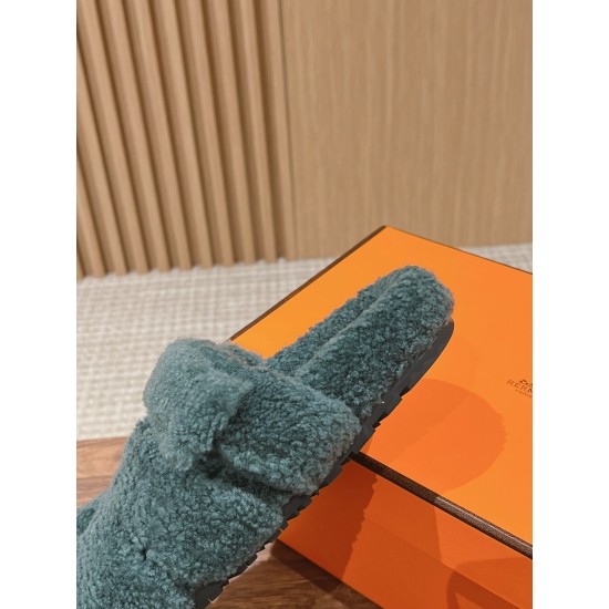 Hermes Slippers