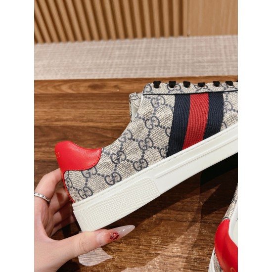 Gucci Sneakers