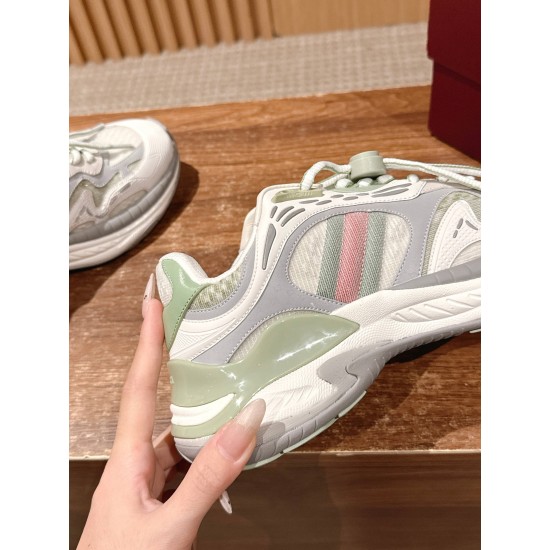 Gucci Sneakers