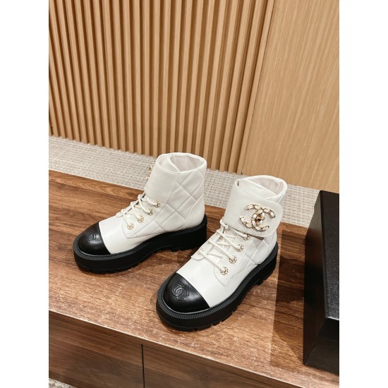 CHANEL Boots