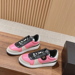 CHANEL Sneakers