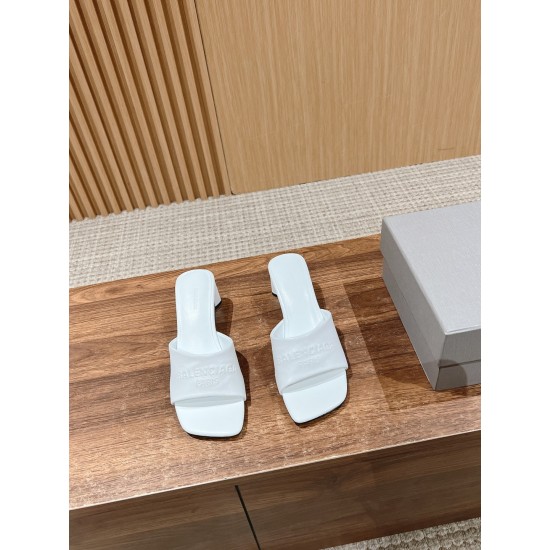  Balenciaga Slippers