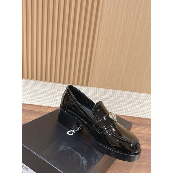 CHANEL Loafers