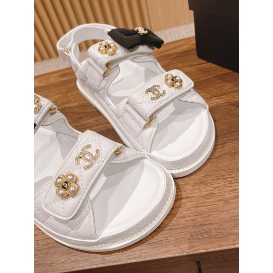 CHANEL Sandals